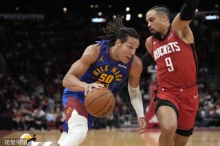 的表现自然 的表现自然