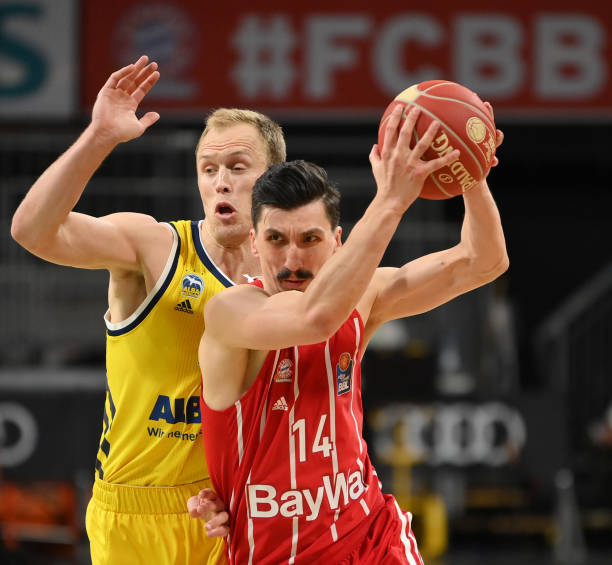 舞台上的成 舞台上的成